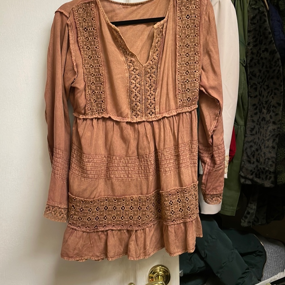 Burnt orange top, detailed embroidery